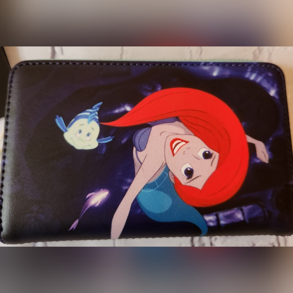 The Little Mermaid Princess Scenes Series Zip-Around Wallet Loungefly NWT